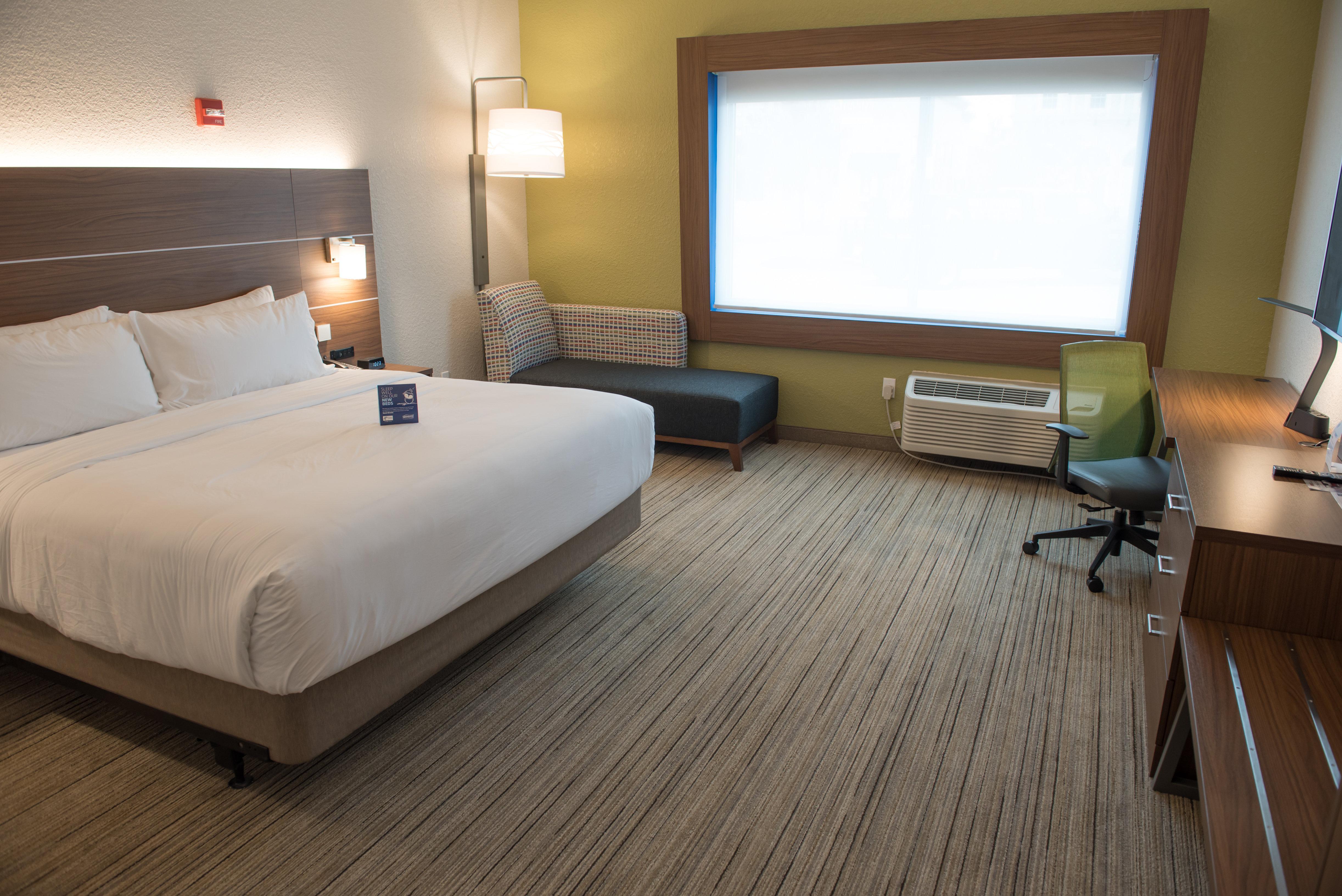 Holiday Inn Express Hotel & Suites East Lansing By Ihg Exterior photo