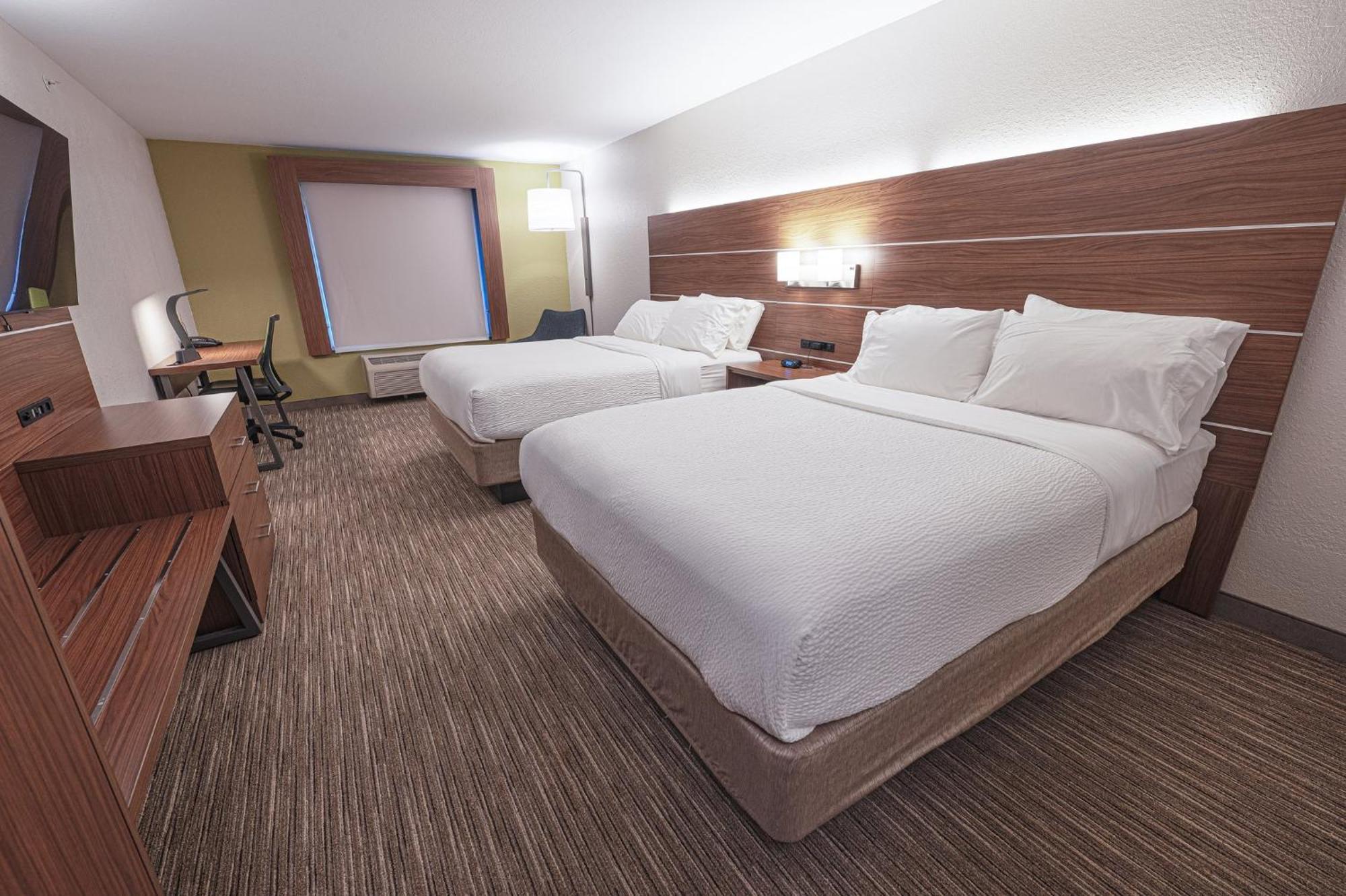 Holiday Inn Express Hotel & Suites East Lansing By Ihg Exterior photo